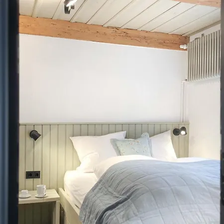 1, Schlaf-gut-johannis,